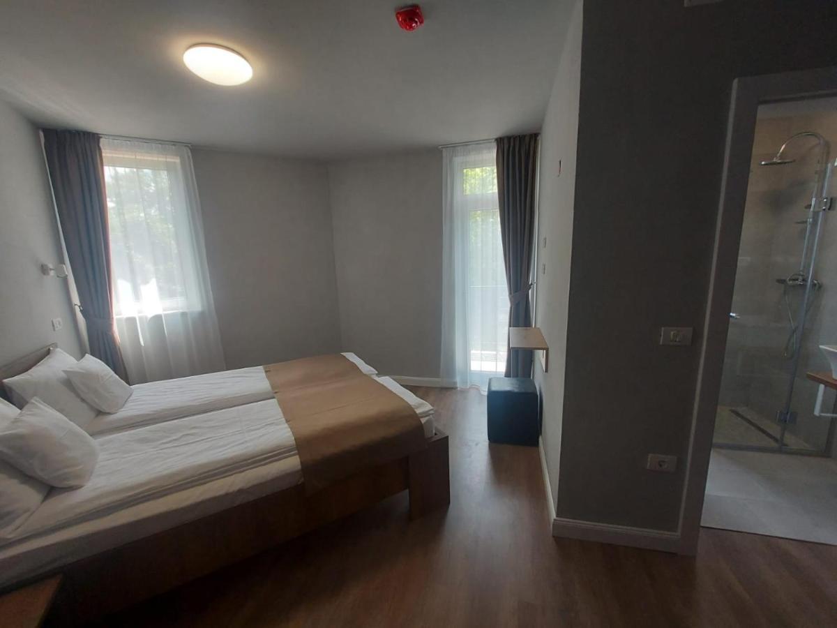 Hotel Octogon Băile Felix Zewnętrze zdjęcie
