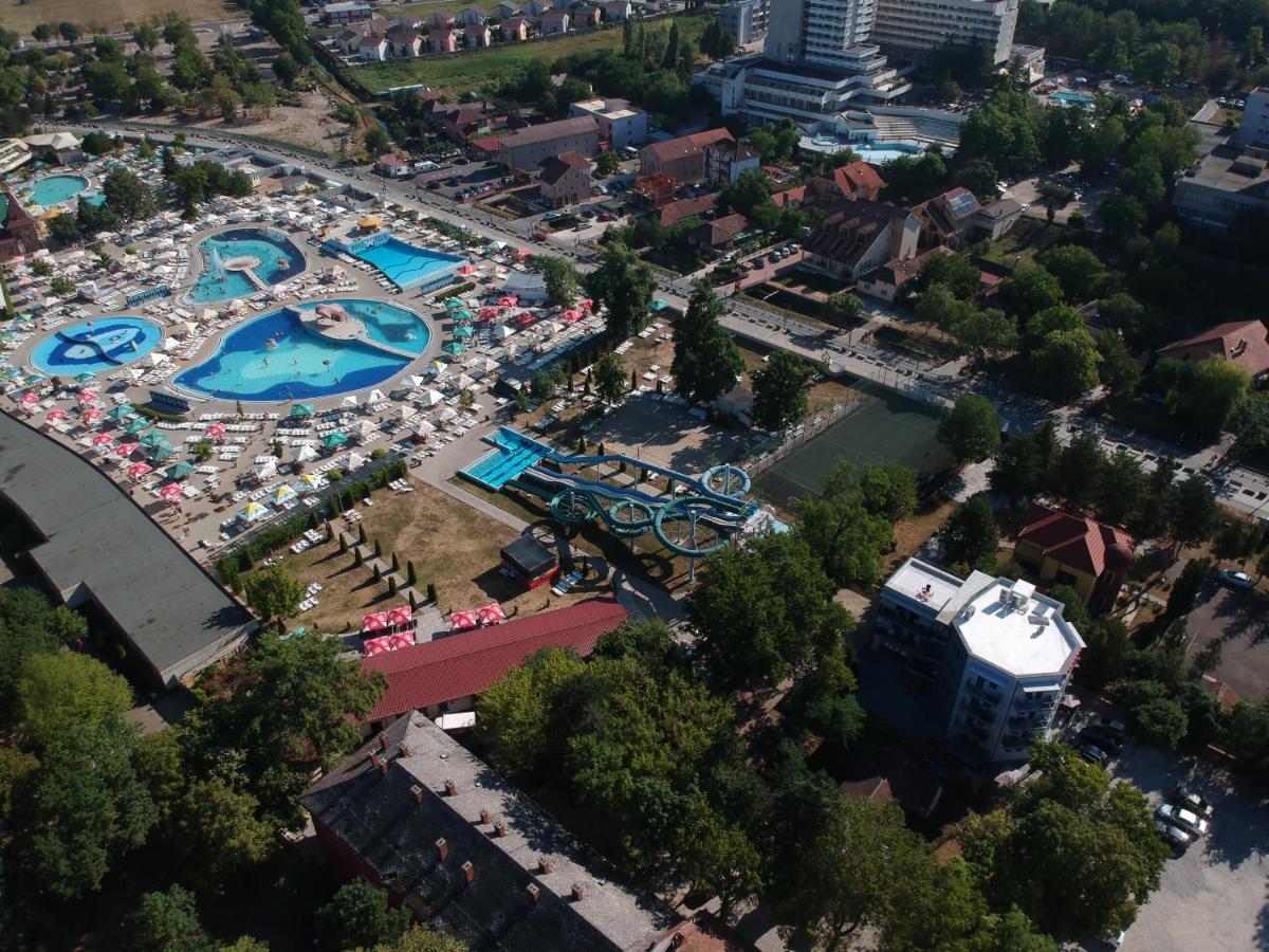 Hotel Octogon Băile Felix Zewnętrze zdjęcie