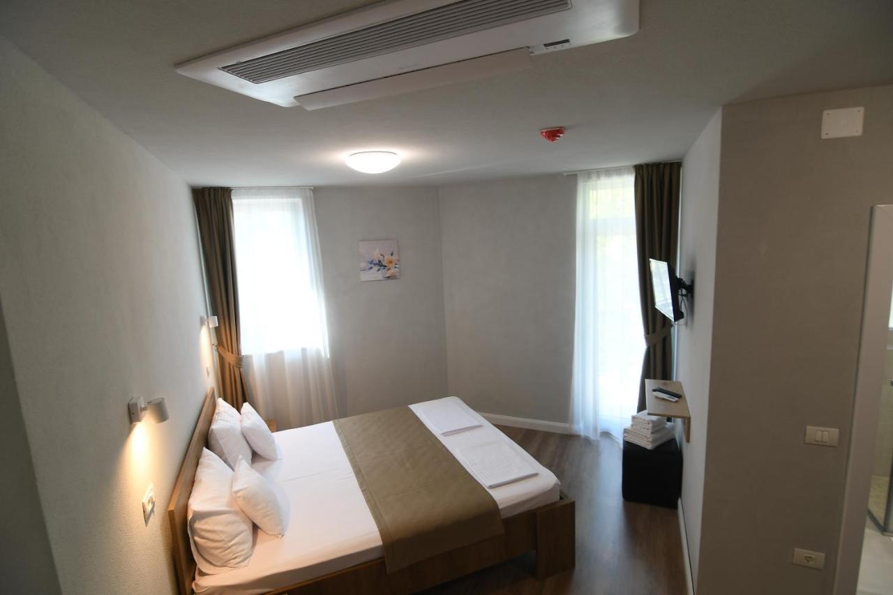 Hotel Octogon Băile Felix Zewnętrze zdjęcie